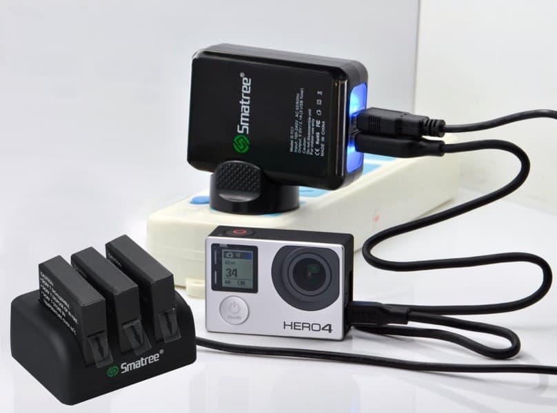 Smatree - Reemplazos de baterías y cargador para GoPro Hero4 