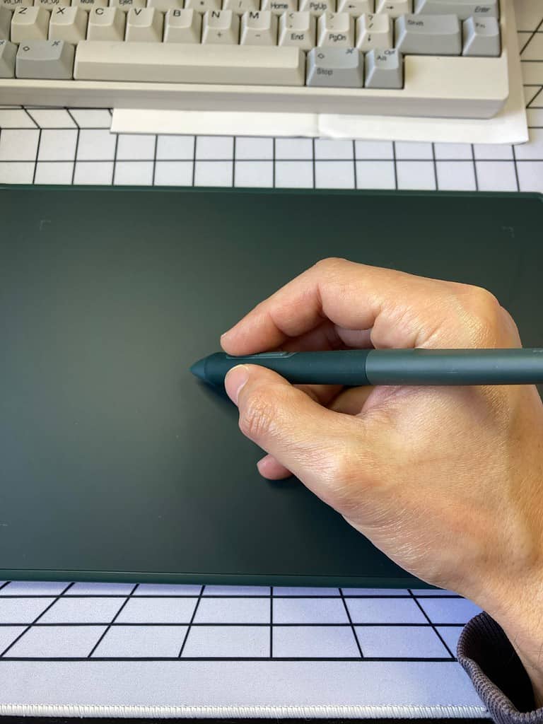 Huion Inspiroy 2: usando el pen en varias de las tabletas